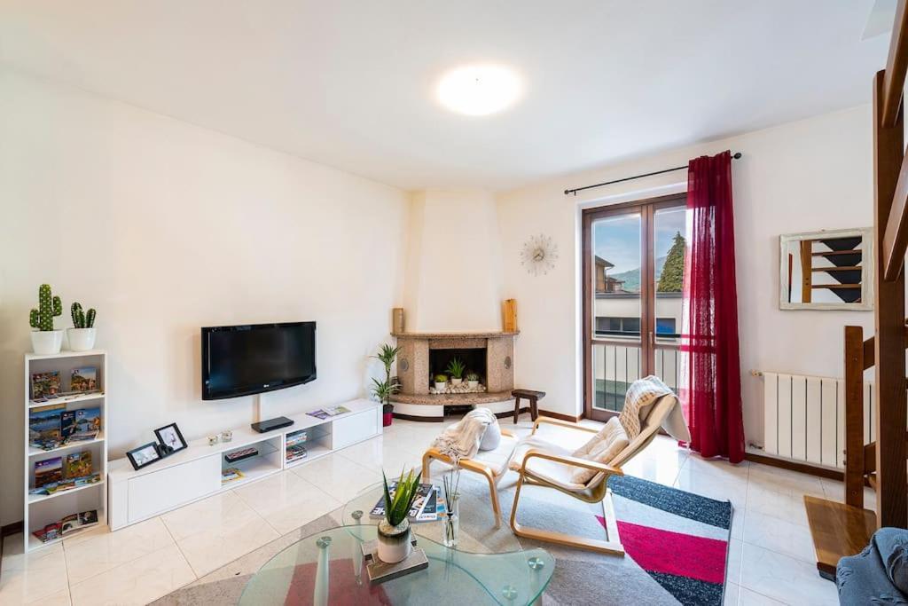 Tresa Bay House - Lugano Lake Lavena Ponte Tresa Extérieur photo